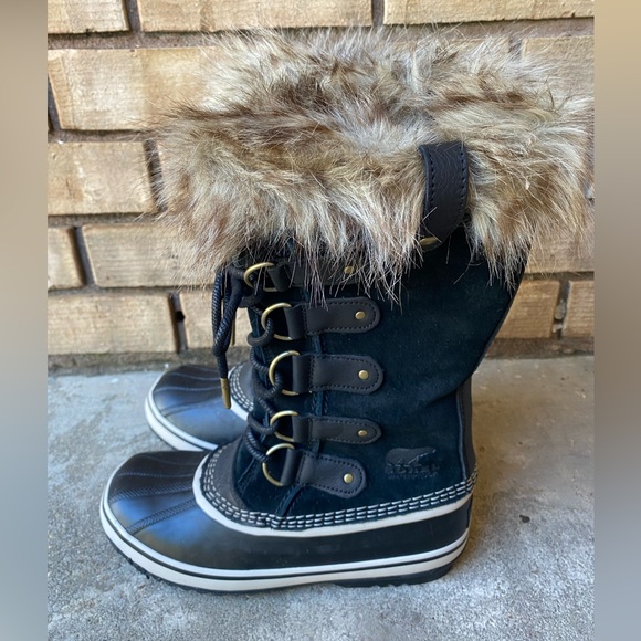 Sorel Joan of Arctic Black Waterproof Winter Boots Faux Fur Women’s 9 NWT - Picture 5 of 8